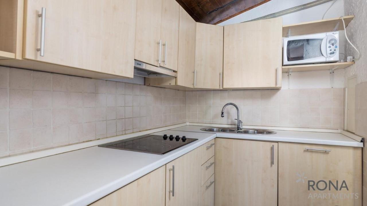 Rona Holiday Home Ana โปเรช ภายนอก รูปภาพ